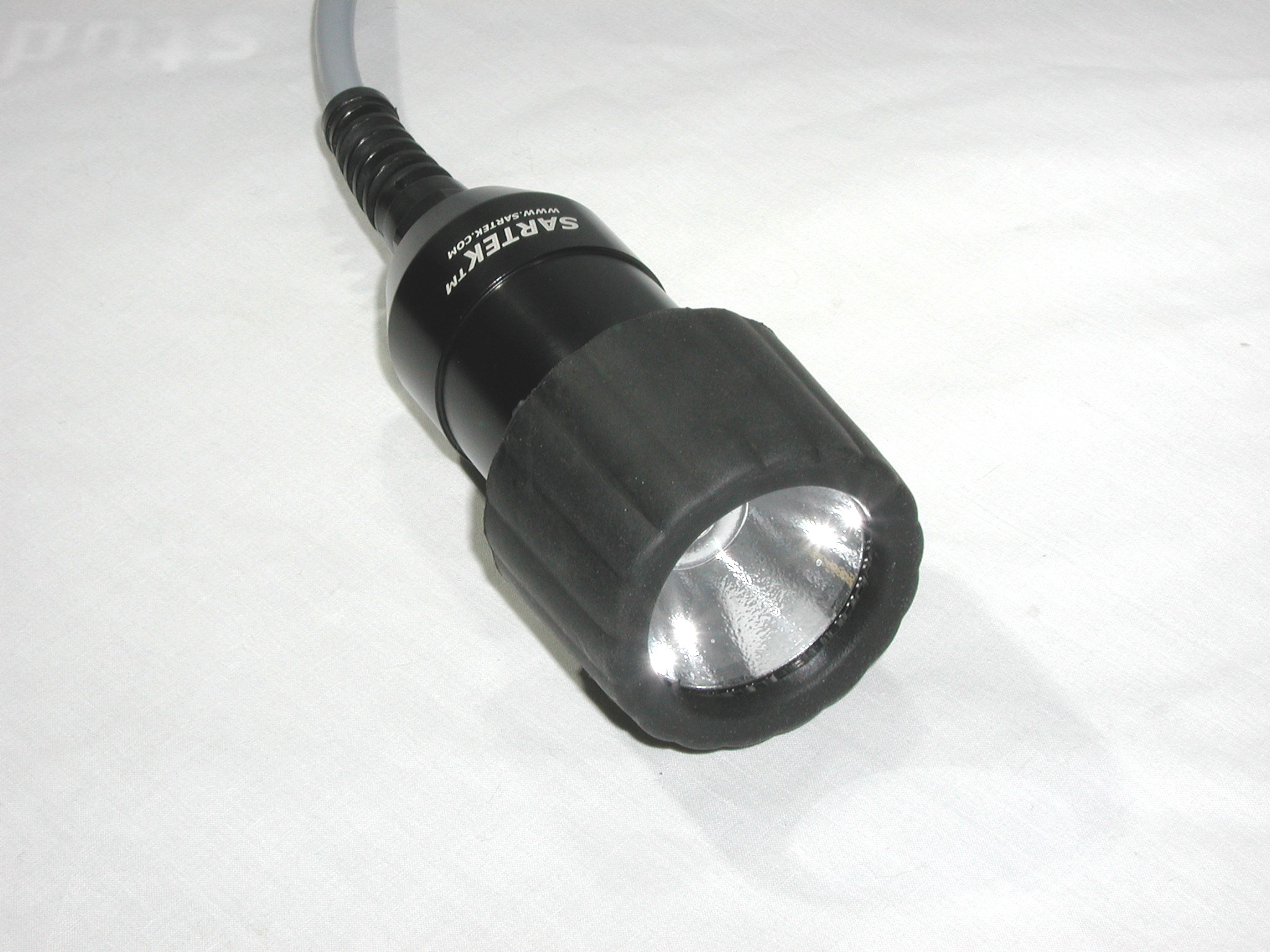 DEMA special trade in any light head working or not for a Sartek LED1000 Light Head. The LED1000 produces 1000 lumens (equivalent to a 18-21 watt HID) @ 6000 degrees K with a tight spot of 8 degrees. $295 + shipping (labor and testing included)